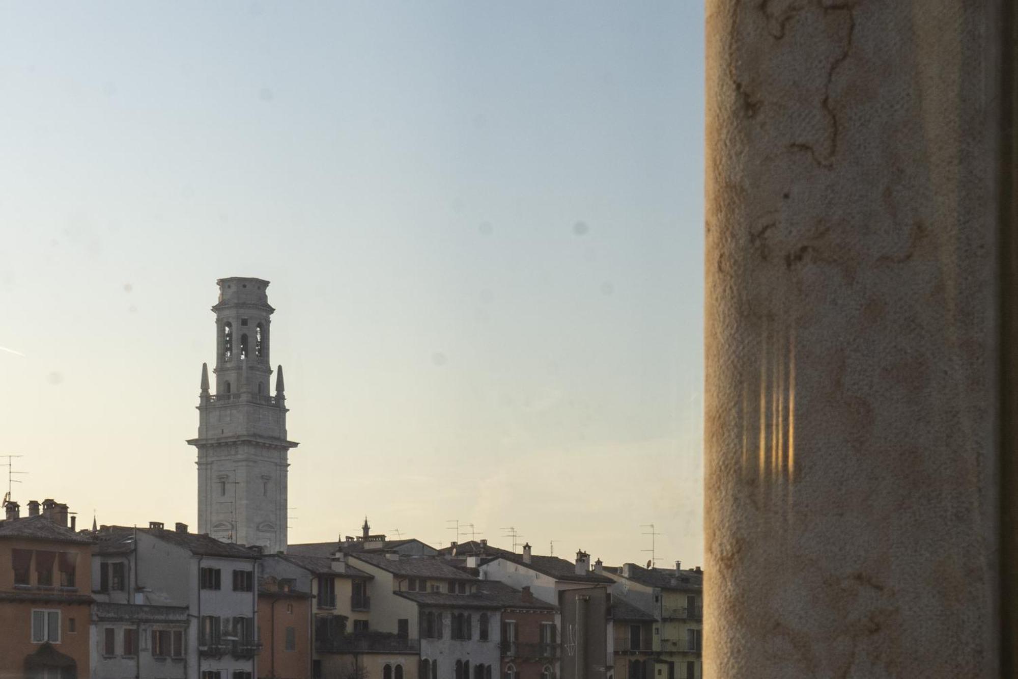 Primavera Al Teatro Romano เวโรนา ภายนอก รูปภาพ