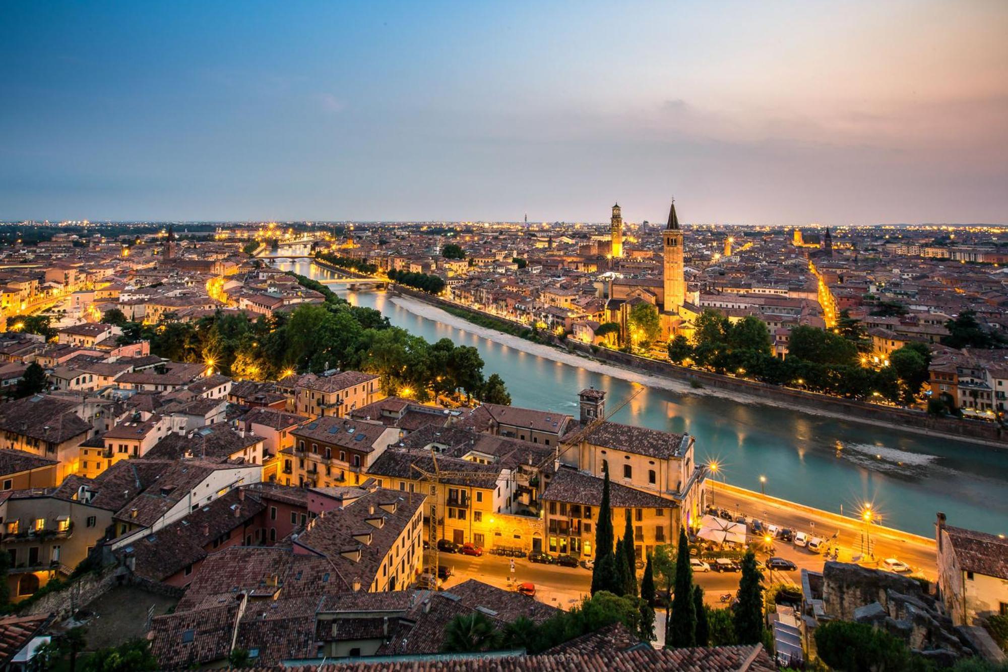 Primavera Al Teatro Romano เวโรนา ภายนอก รูปภาพ